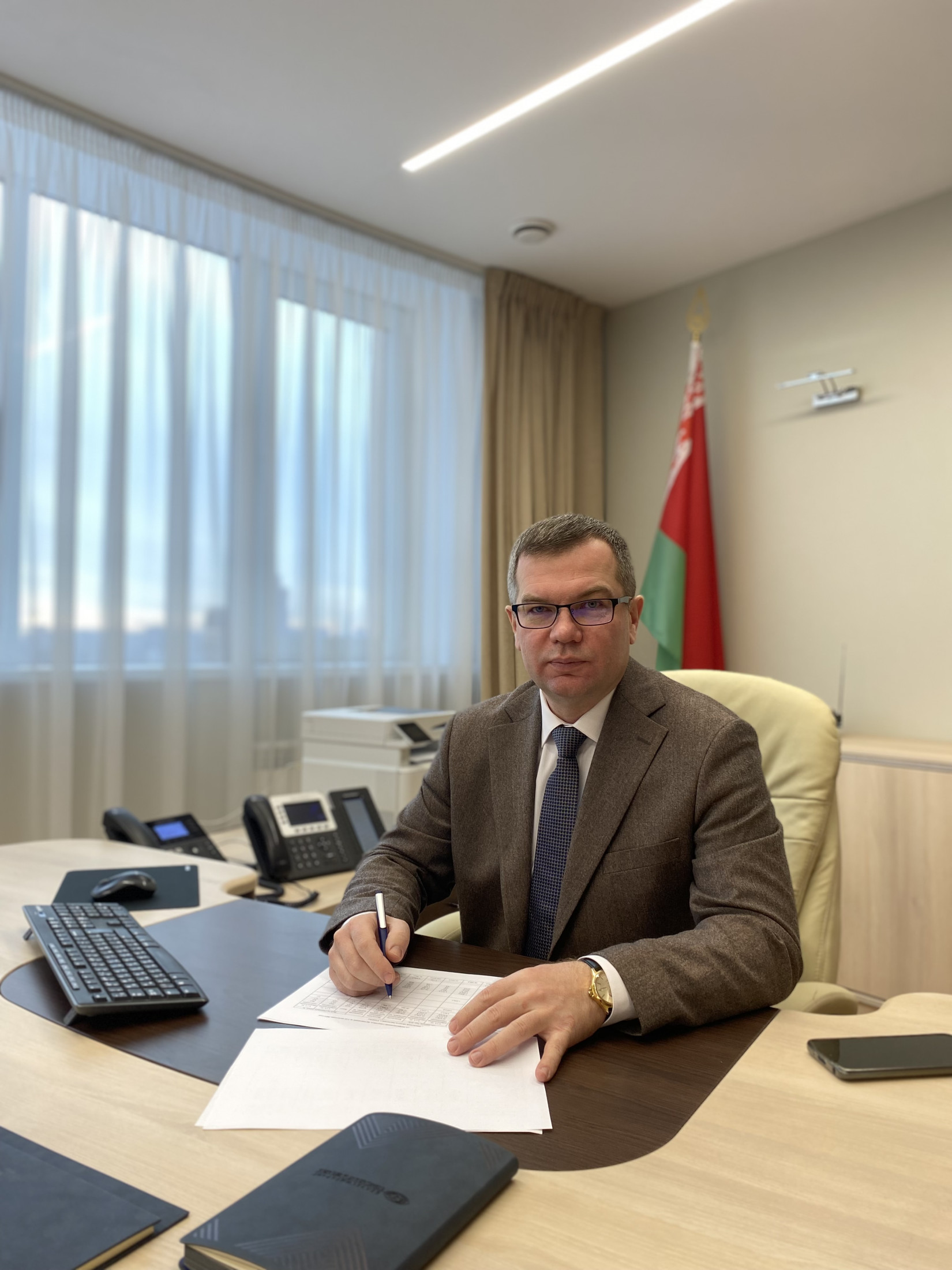 Белорусская ассоциация страховщиков сердечно поздравляет генерального директора БРУПЭИС «Белэксимгарант» Валерия Юрьевича Ермошко с юбилеем!