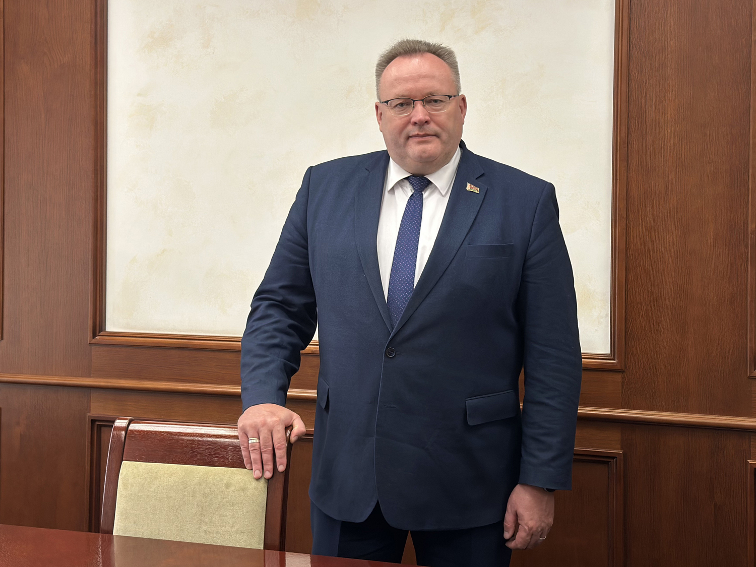 Заместитель Министра финансов Республики Беларусь Сергей Качан поздравил БАС с 25-летием